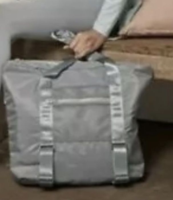 Geanta sport/voiaj cu agatatoare de saltea