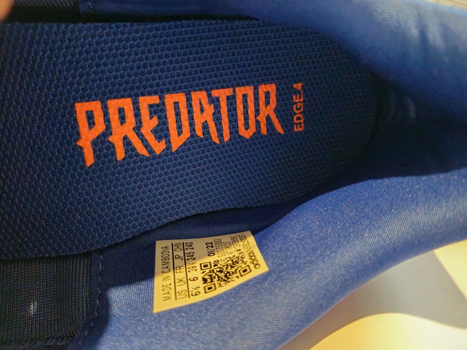 Ghete fotbal predator edge 4