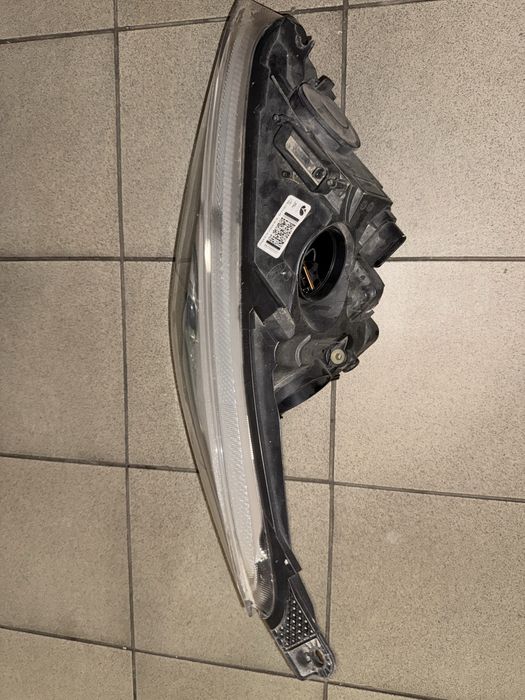 Far Faruri xenon adaptiv Ford Focus 3 far xenon bmw e91