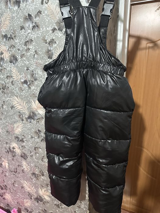 Продам Детский Зимний Комбинезон.