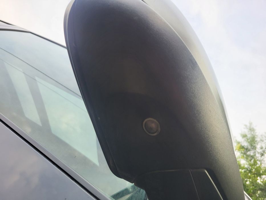 Огледала с камера, затъмняване и прибиране за BMW Е70