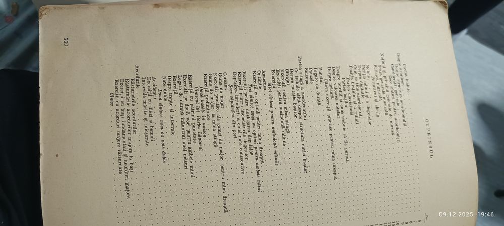 Metoda acordeonul și partituri