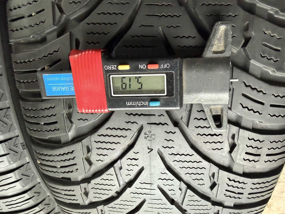 2x Anvelope Iarna 215/65 R16 - Nokian WR SUV 4