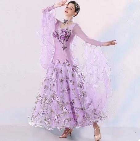 Рокля за спортни танци