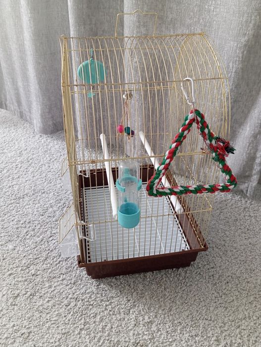 Продаётся металлическая клетка