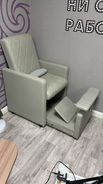 Педикюрное кресло