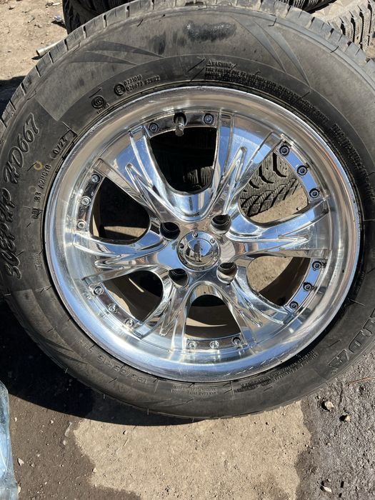 Продается шины вместе с дисками комплекте