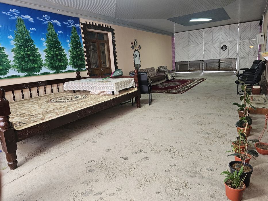 Hovli sotiladi!!!