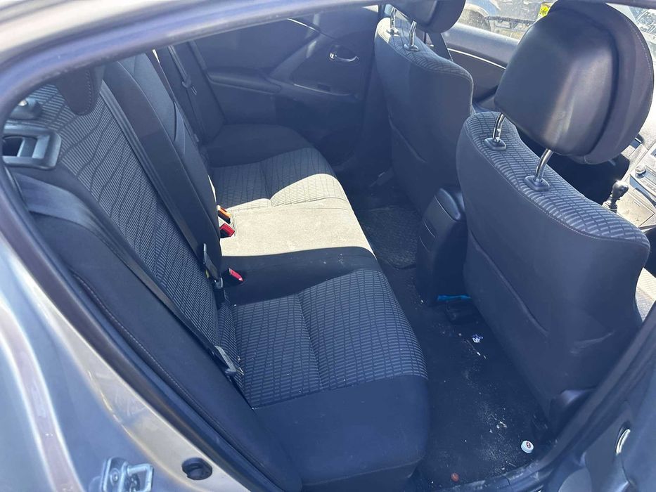 НА ЧАСТИ Toyota Avensis 2.0 D-4D 126 к.с.