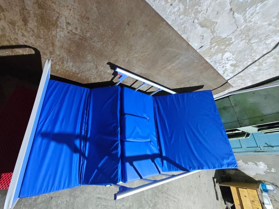 Кровать медицинская