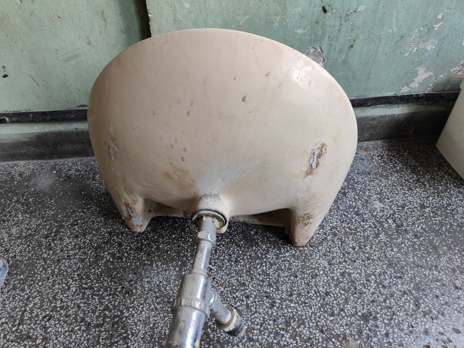 Мивка сифон и стебло