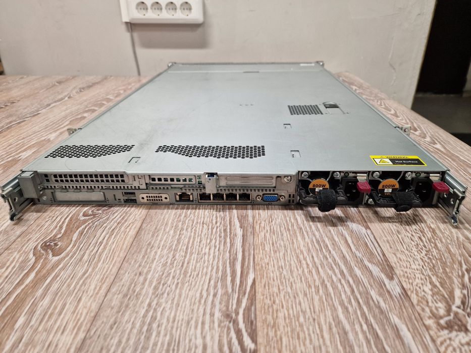 Сервер HP Proliant 360 gen9 4LFF