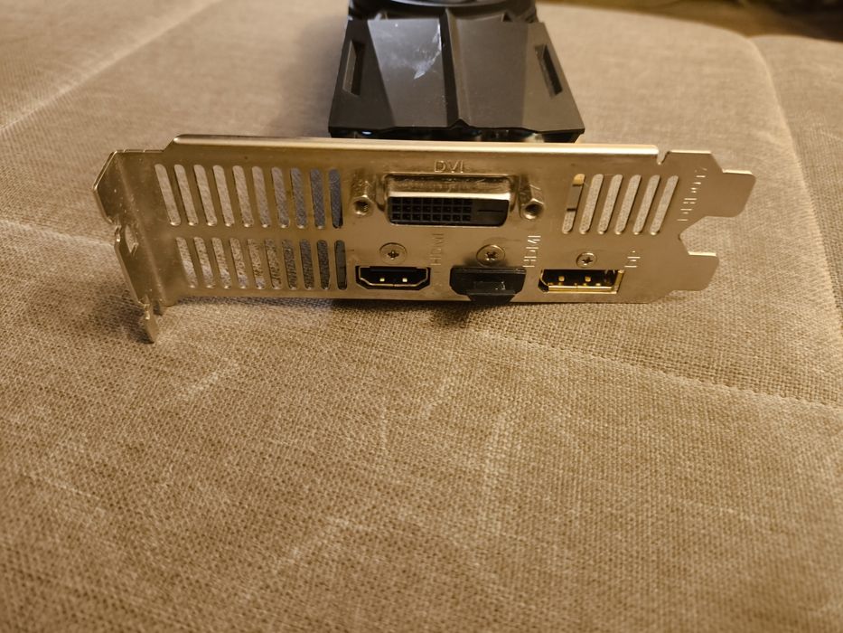 Видеокарта GTX 1050