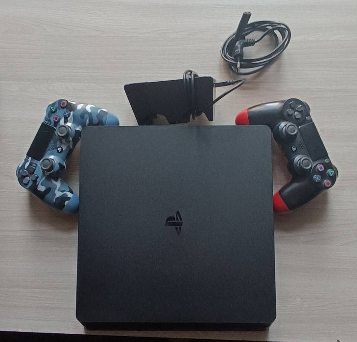 Ps 4+11 игр+все для игры, торг