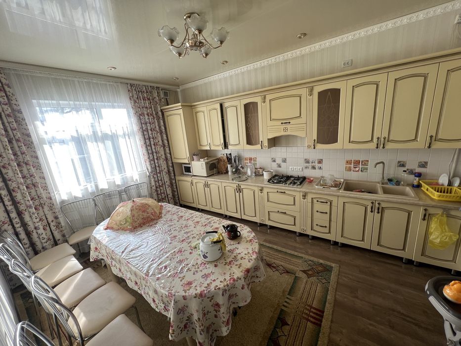 Продам большой частный дом