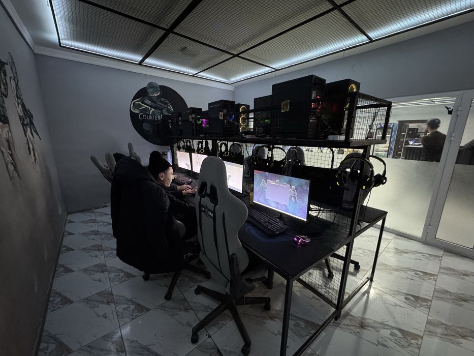 Компютер клуб сотилади