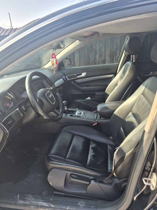 Vând Audi A6 C6 mașină personală 2.0 TDI  140 CP