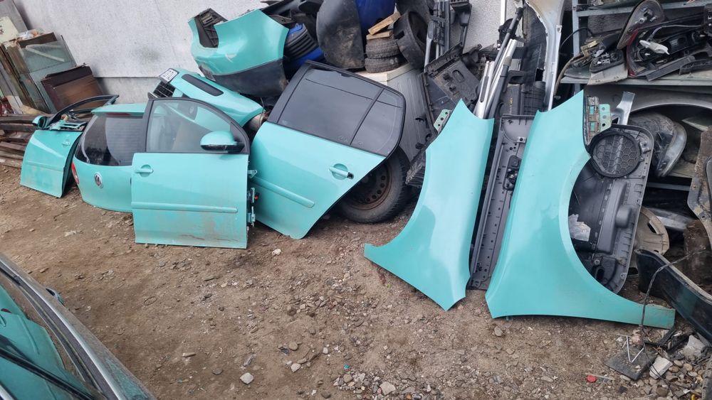 Dezmembrez golf 5 automat 2.0 tdi