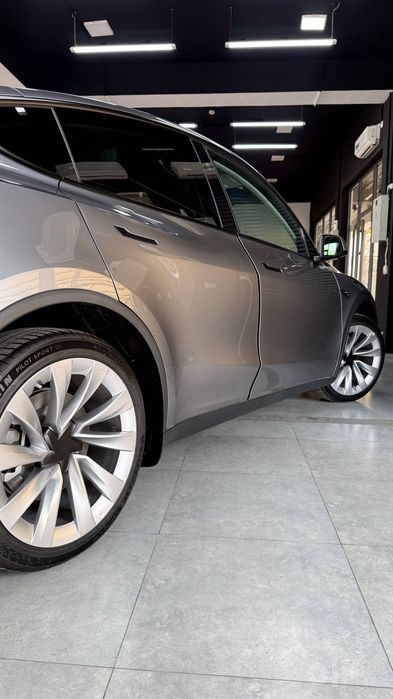 #TESLA MODEL Y Juniper Long Range Dual  motor AWD 5 местый