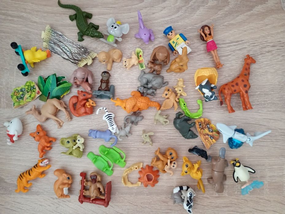 Kinder киндер дребни играчки