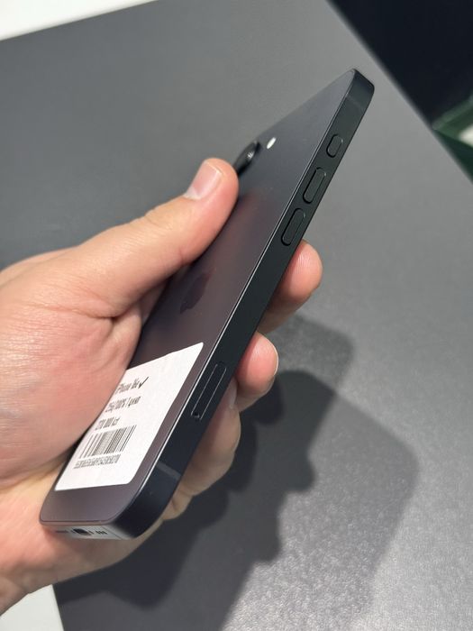 Iphone 16e 256gb 100% состояние идеал