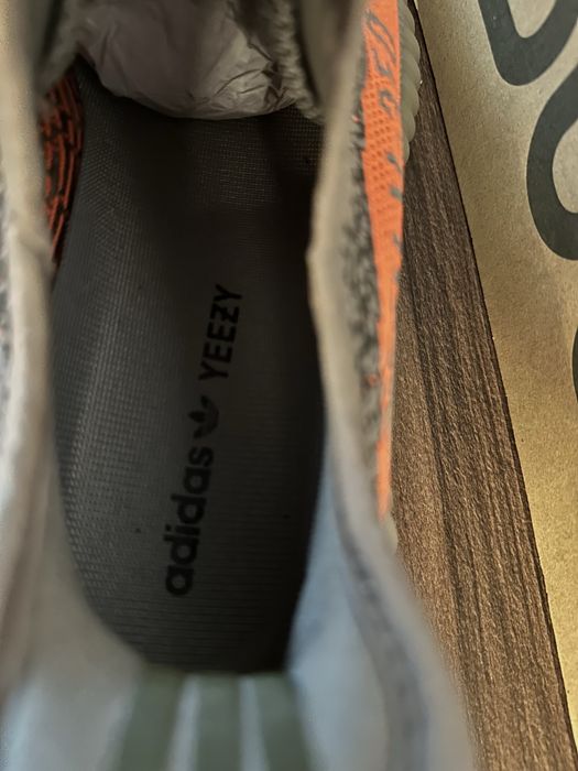 Yeezy Boost 350 V2 Beluga