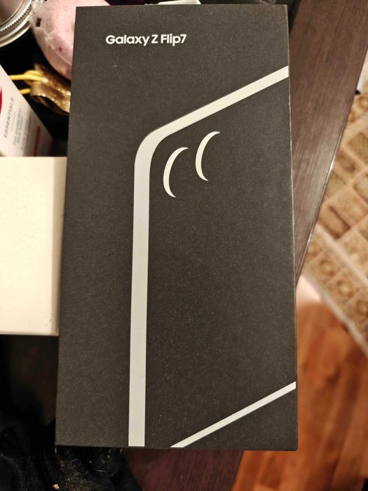 Samsung Galaxy Z Flip7 jetblack