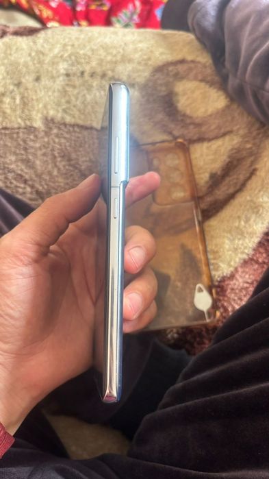 Самсунг с21 ультра саттылады