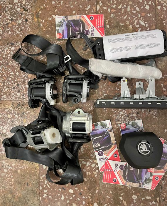 Skoda Kodiaq plansa de bord / kit airbag / set centuri de siguranta
