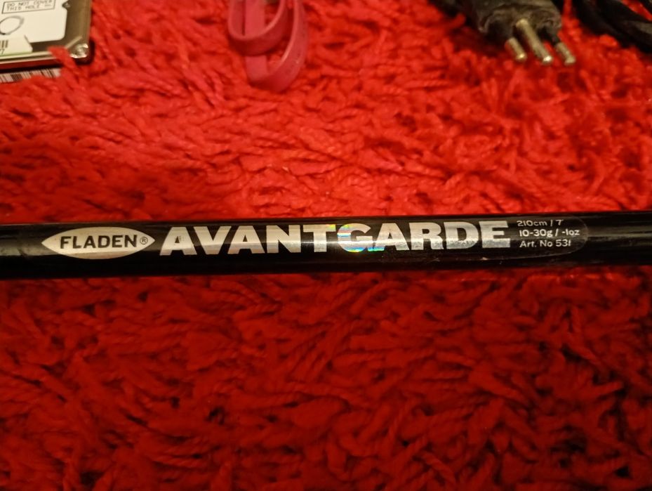 Vând tot ce se vede PC laptopuri