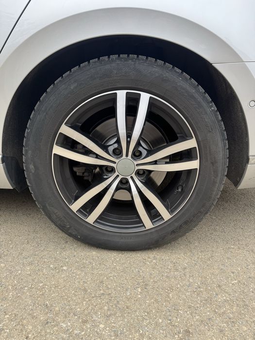 Джанти Dezent 17” 5х112 с втулки за 57.1мм централен и болтове за тях