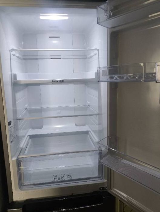 Продам холодильник Samsung