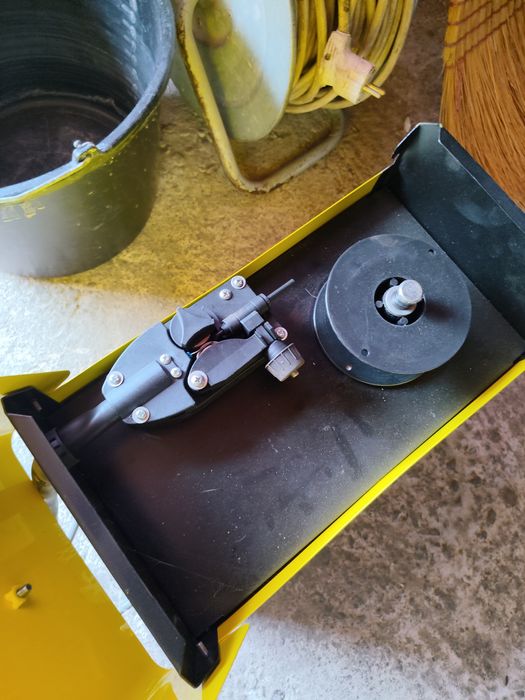 Aparat de sudura MIG 130 , sudură cu sârmă flux fara gaz