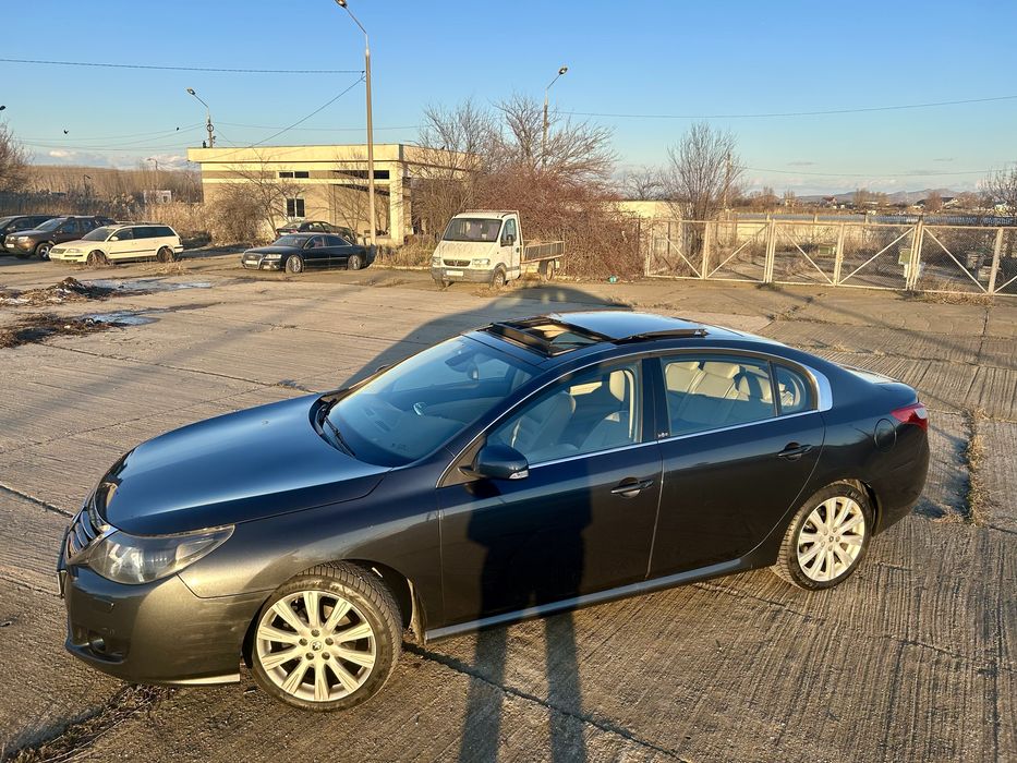 Renault Latitude Initiale Paris