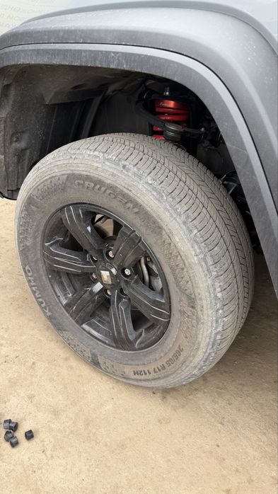 Продам шины  265/65/r17