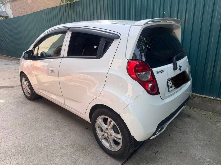 Chevrolet Spark 2018 — 4