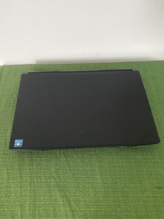 Laptop gaming MSI Katana GF76 11UD