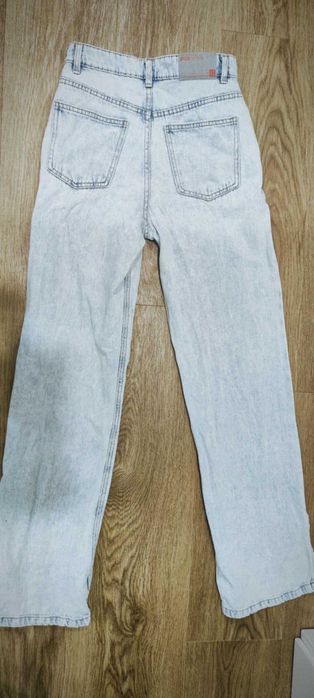 Страхотни, запазени модели дънки Fishbone Sister