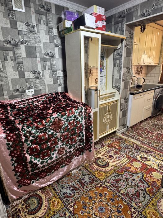 Срочно квартира сотилади