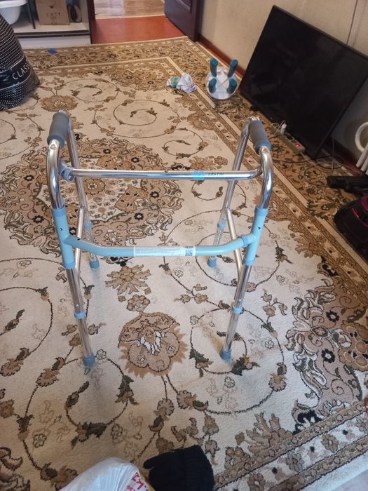 Ходунок для взрослых