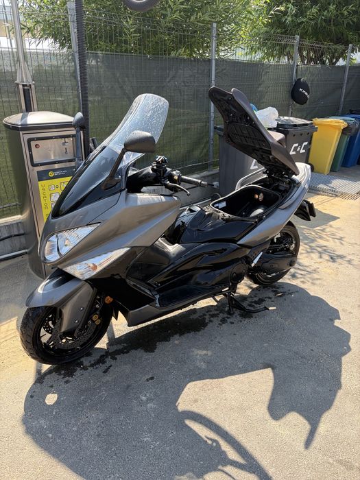 Vand schimb Yamaha Tmax 500