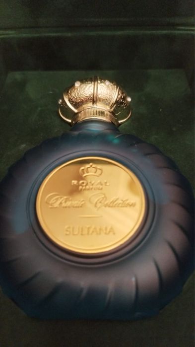 Аромат Sultana Royal Parfum.