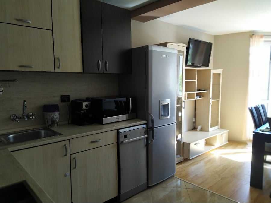 Дава се под наем Двустаен апартамент в Бургас, Възраждане - 60 кв.м за 240 € - Снимка #3