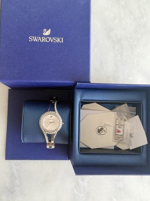 Ceas Swarovski nou nepurtat