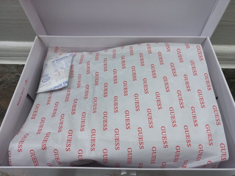 Обувки GUESS Justis2