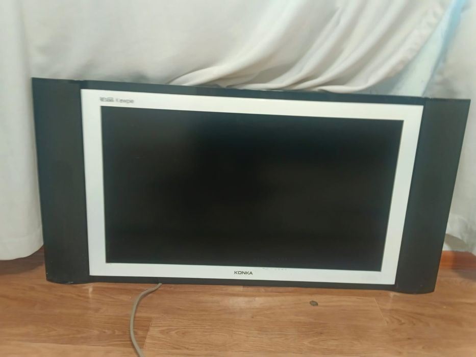 Телевизор большой