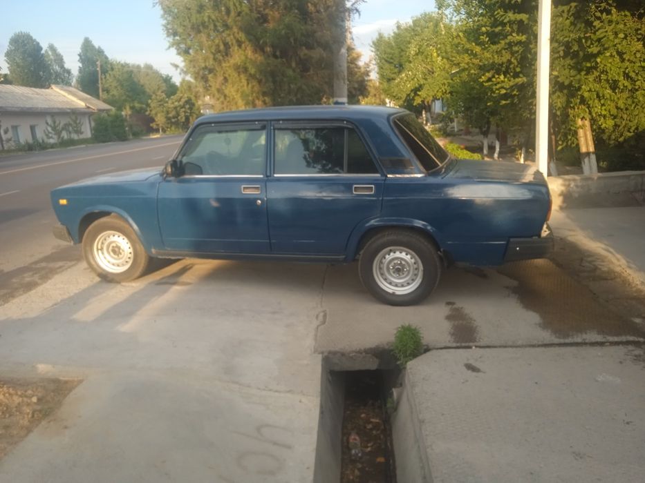 Vaz 2107 sotiladi xolati yaxshi