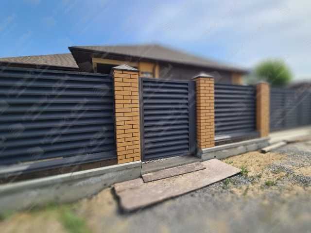 Забор жалюзи металлический