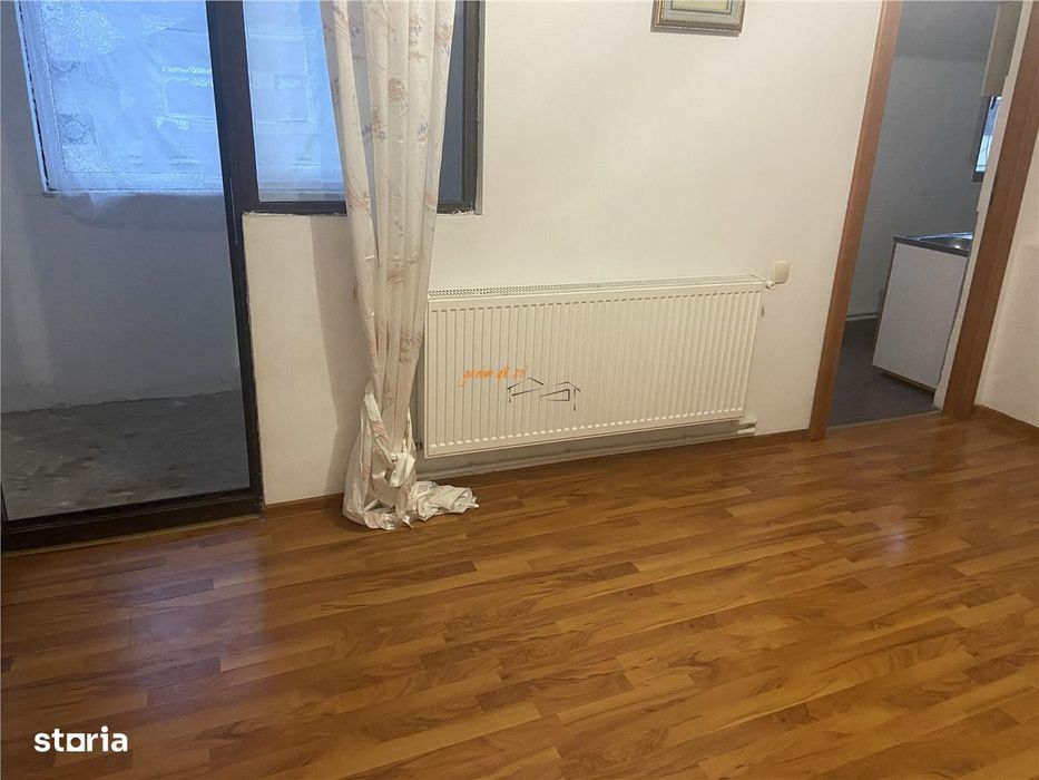 Garsoniera de vanzare , zona Spitalul Judetean Focsani , 28 mp , decom — fotografia 3