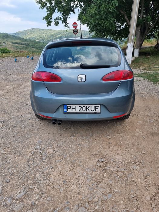 Seat Leon 2.0TDI 140 cai mașină merge și arată ok pentru virsta ei